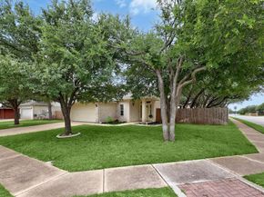 3462 Flowstone LN, Round Rock TX 78681