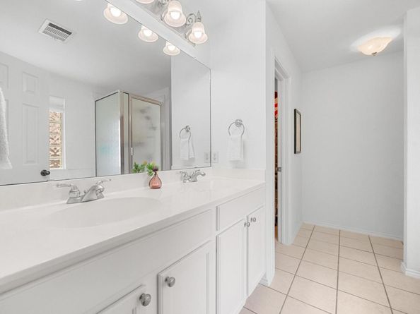 3462 Flowstone LN, Round Rock TX 78681