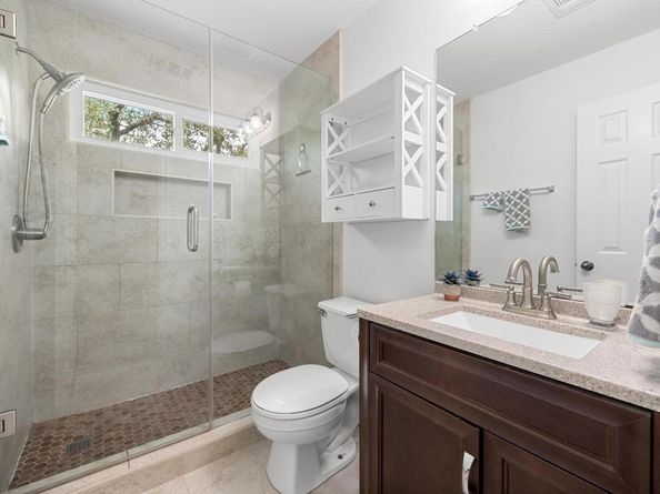 3462 Flowstone LN, Round Rock TX 78681