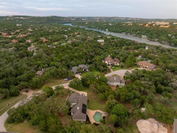 7201 Bowditch DR, Austin TX 78730