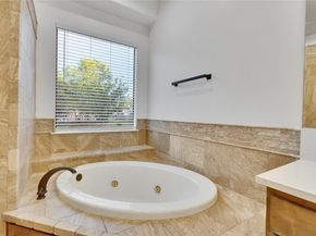 7201 Bowditch DR, Austin TX 78730
