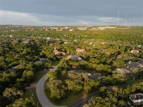 7201 Bowditch DR, Austin TX 78730