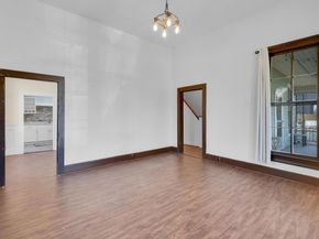 2705 E 2nd ST, Austin TX 78702