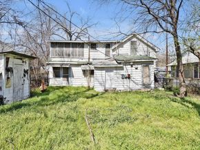 2705 E 2nd ST, Austin TX 78702