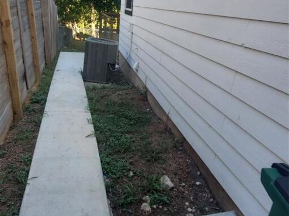 6913 Shannon DR, Austin TX 78724