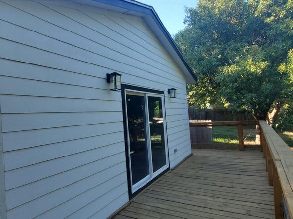 6913 Shannon DR, Austin TX 78724