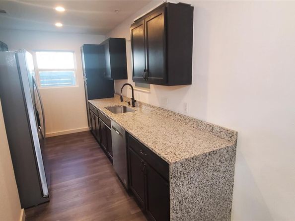 6913 Shannon DR, Austin TX 78724