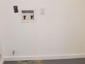 6913 Shannon DR, Austin TX 78724