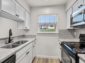 3819 Southway DR 220, Austin TX 78704
