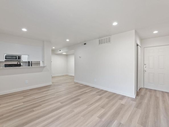 3819 Southway DR 220, Austin TX 78704