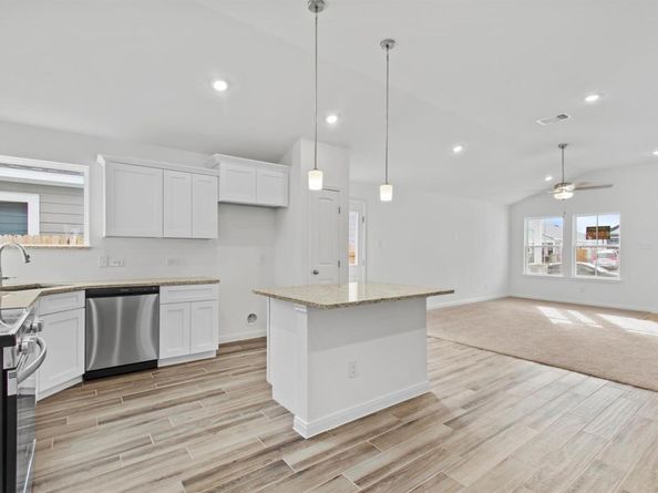 241 Ironshoe TRL, Liberty Hill TX 78642