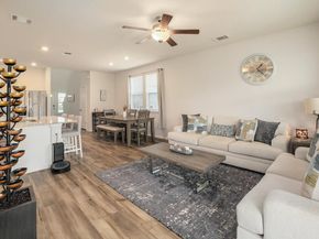 208 Wild Spur LN, Liberty Hill TX 78642