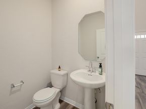 208 Wild Spur LN, Liberty Hill TX 78642