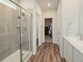 208 Wild Spur LN, Liberty Hill TX 78642