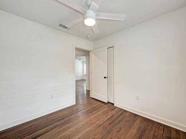 1703 Hillcrest LN, Austin TX 78721