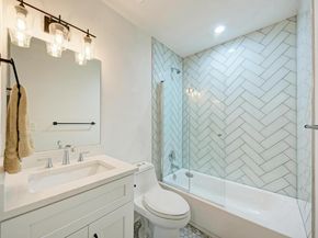 1703 Hillcrest LN, Austin TX 78721