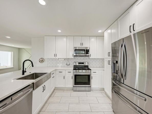 1703 Hillcrest LN, Austin TX 78721