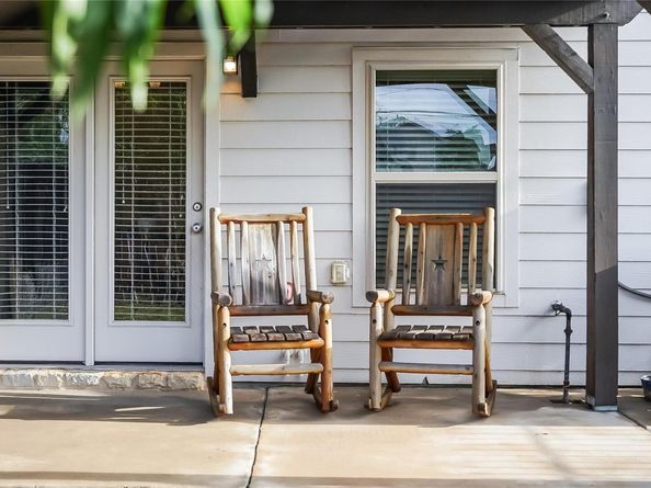 1613 Airedale RD 1503, Austin TX 78748