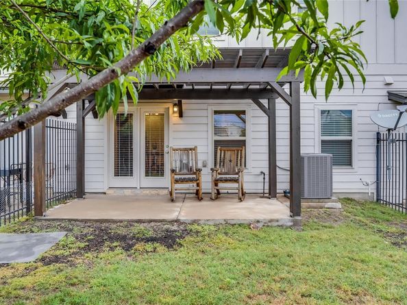 1613 Airedale RD 1503, Austin TX 78748