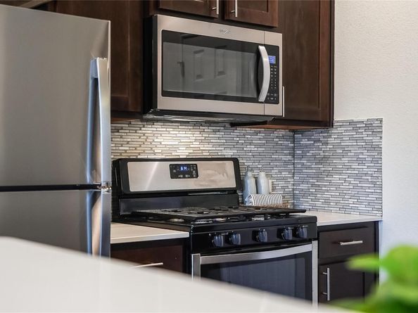 1613 Airedale RD 1503, Austin TX 78748