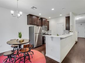 1613 Airedale RD 1503, Austin TX 78748