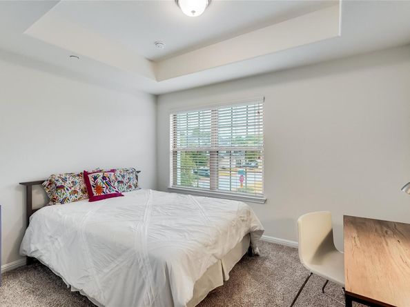 1613 Airedale RD 1503, Austin TX 78748