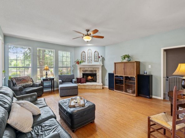 6804 Robert Dixon DR, Austin TX 78749