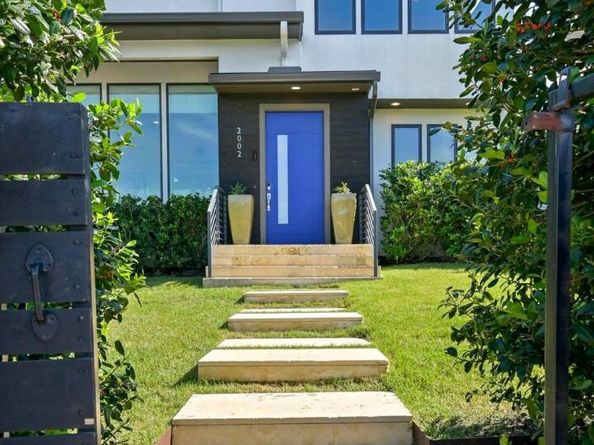 2002 E 8th ST, Austin TX 78702