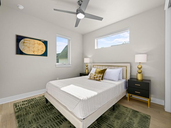 2002 E 8th ST, Austin TX 78702