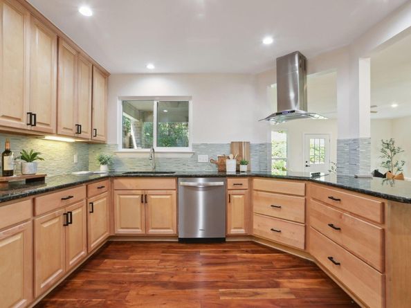 6029 Mount Bonnell CV, Austin TX 78731