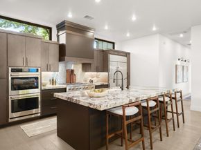 7701 Mullen DR, Austin TX 78757