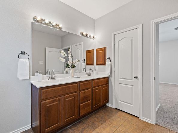 3721 Pine Needle CIR, Round Rock TX 78681