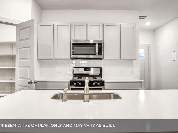 549 Osprey DR, Leander TX 78641