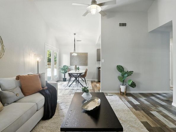 1303 Vine ST, Georgetown TX 78626