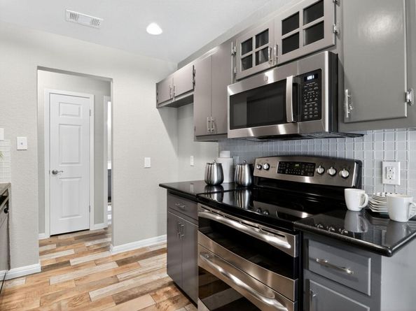 1303 Vine ST, Georgetown TX 78626