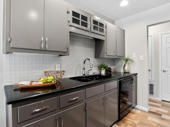 1303 Vine ST, Georgetown TX 78626