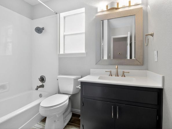 1303 Vine ST, Georgetown TX 78626