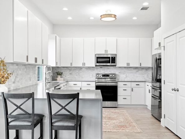 5205 Rob Scott ST, Austin TX 78721
