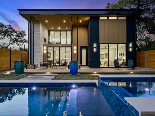 2423 S 5th ST, Austin TX 78704