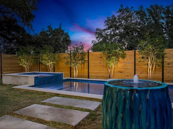 2423 S 5th ST, Austin TX 78704