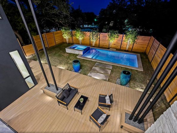 2423 S 5th ST, Austin TX 78704