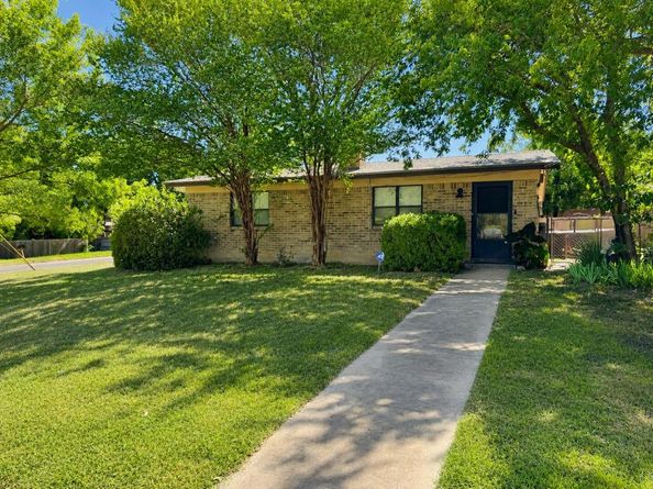 601 E Covington DR A & B, Austin TX 78753