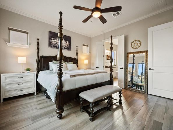 5820 Harper Park DR 66, Austin TX 78735