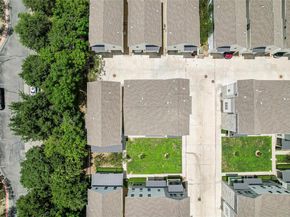2624 Metcalfe RD 17, Austin TX 78741