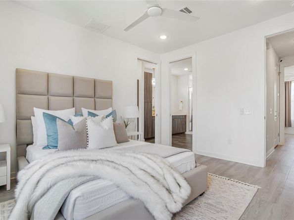 2624 Metcalfe RD 17, Austin TX 78741