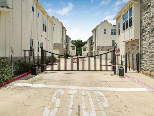 2624 Metcalfe RD 17, Austin TX 78741