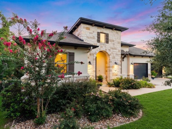 129 Hollytree CT, Georgetown TX 78628