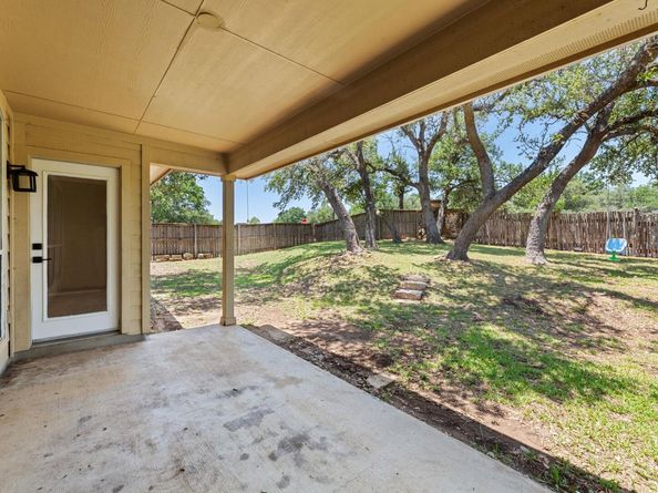1129 Wigwam DR, Leander TX 78641