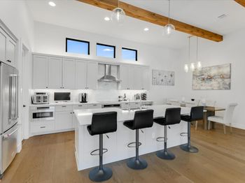 13322 Galleria CIR