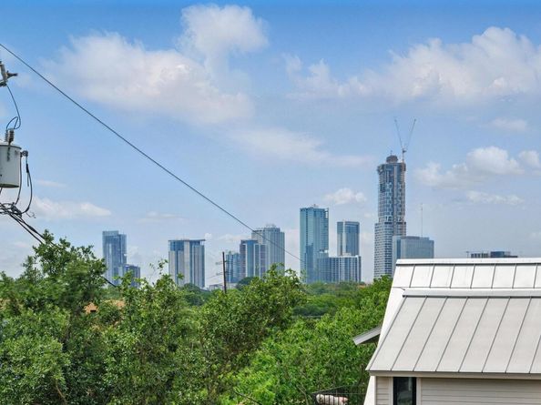 2105 SL Davis Ave. #2, Austin TX 78702